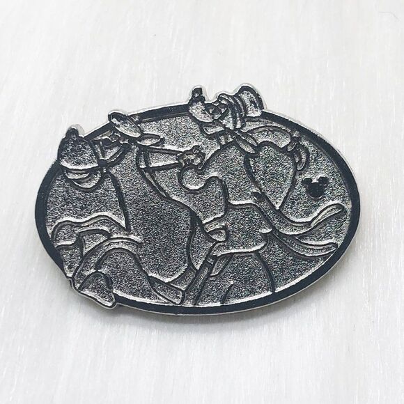 🔮 5/$25 Disney Goofy Horseback‎ Riding Chaser Pin - Picture 2 of 4